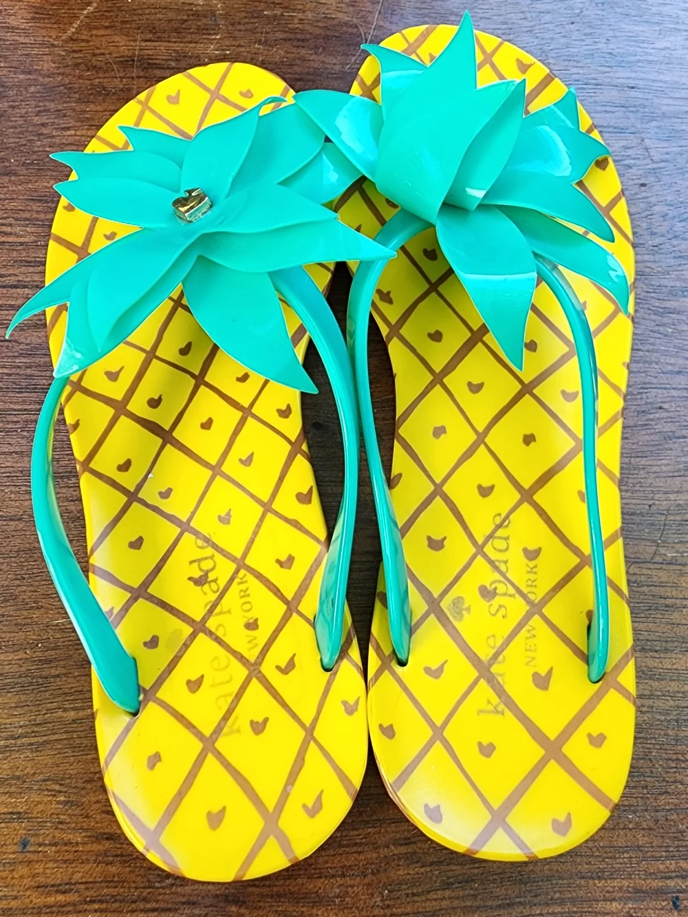 Kate Spade Flynn Yellow Pineapple Jelly Flip Flop Thong Sandals B5